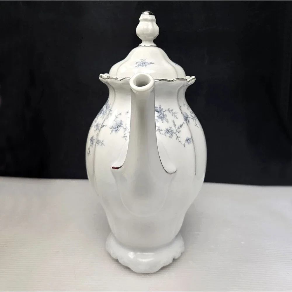 Johann Haviland Blue Garland Porcelain Coffee Pot w/ Lid Bavaria Germany Vintage